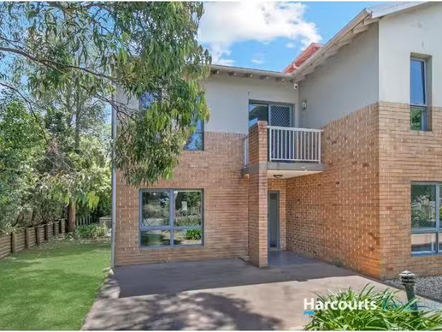 Condo for rent in Sydney, New South Wales