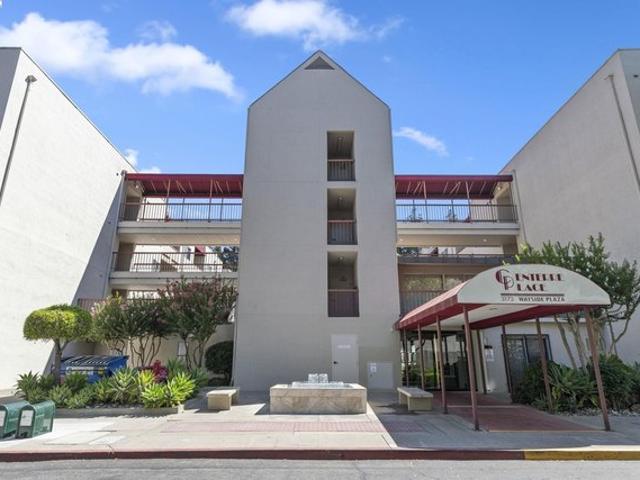 Condo for sale in Walnut Creek, California