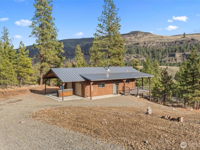House for sale in Davenport, Washington