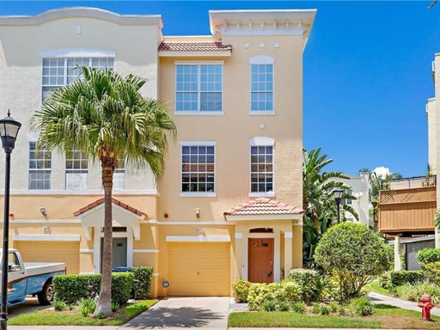 Townhouse for sale in Tampa, Florida