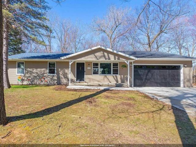 House for sale in Suamico, Wisconsin