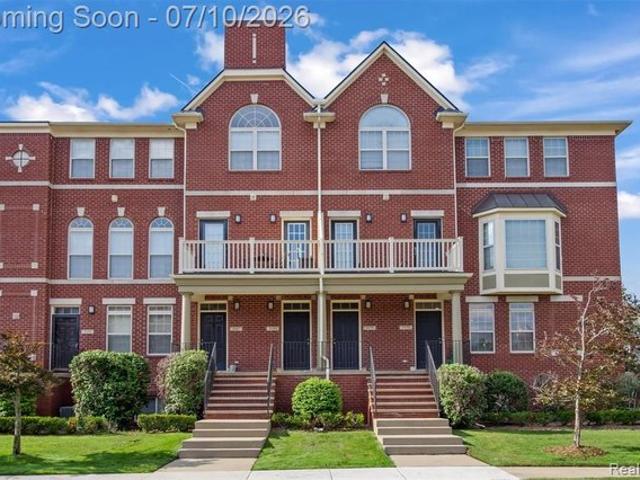 Townhouse for sale in Troy, Michigan