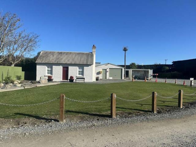 House for sale in Dorie, Canterbury