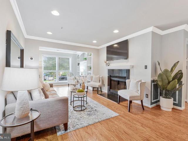 Condo for sale in Oakton, Fairfax County