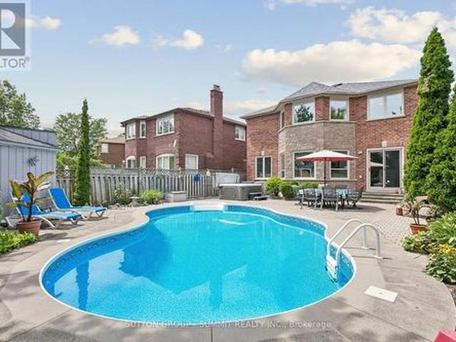 House for sale in Mississauga, Ontario