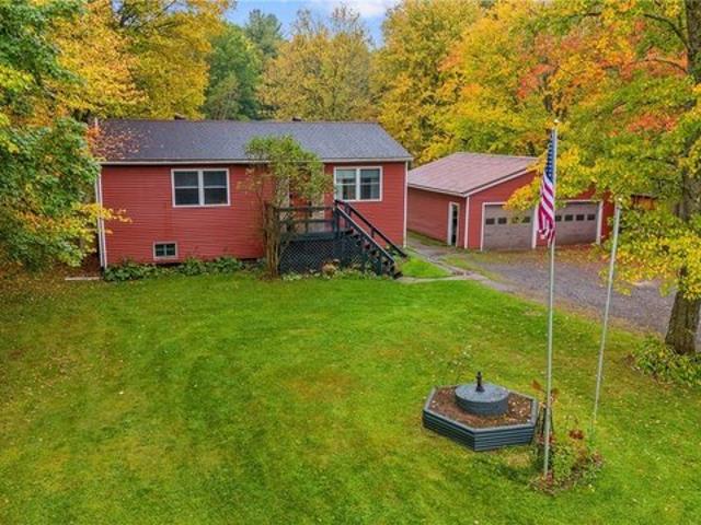 House for sale in Oneida, New York