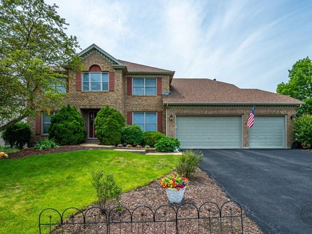 House for sale in Aurora, Illinois