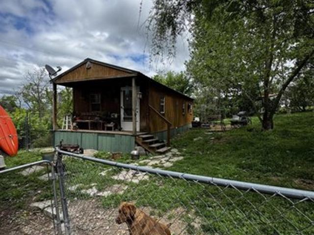 House for sale in Pineville, Missouri