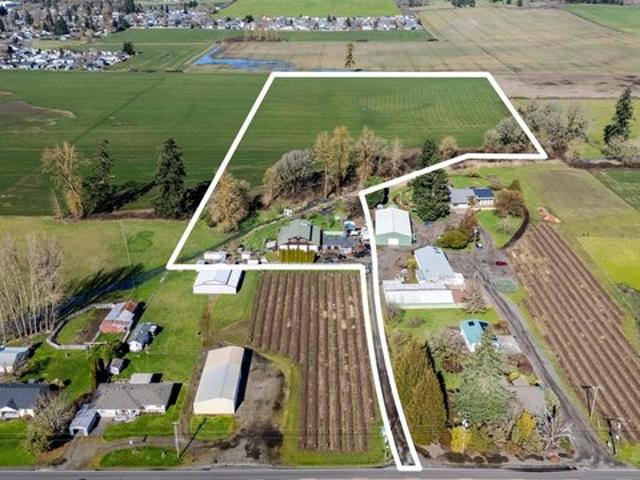 House for sale in Oregonia