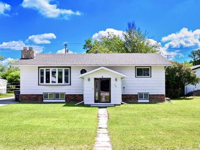 House for sale in Stanley, North Dakota