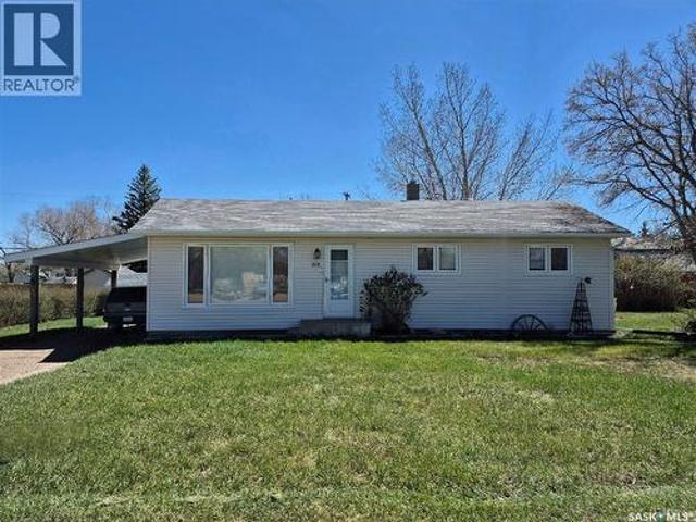 House for sale in Ponteix, Saskatchewan