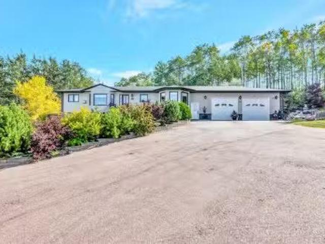 House for sale in Paradise Hill, Saskatchewan