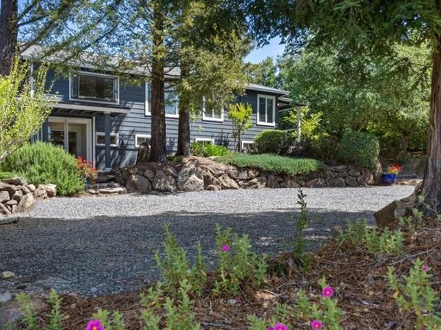 House for sale in Healdsburg, California