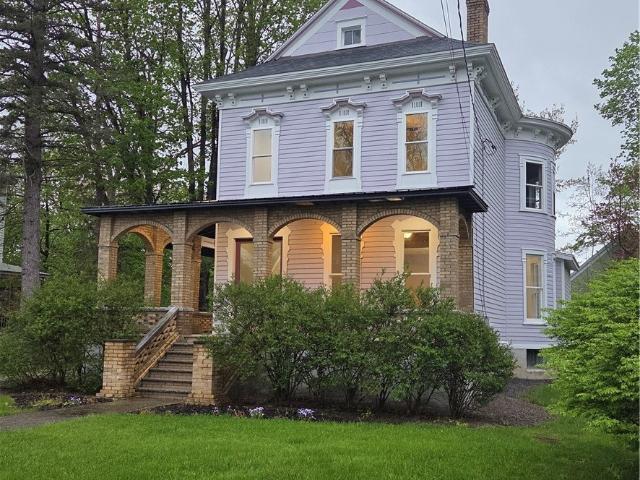 House for sale in Oneida, New York