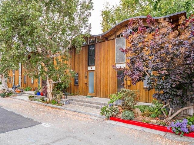 Condo for sale in Santa Cruz, California