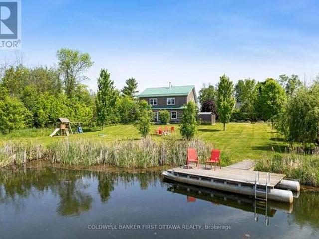 House for sale in Ontario