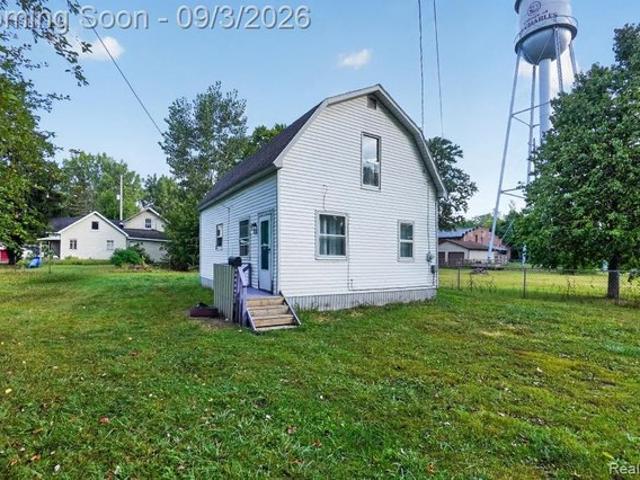House for sale in Saint Charles, Michigan
