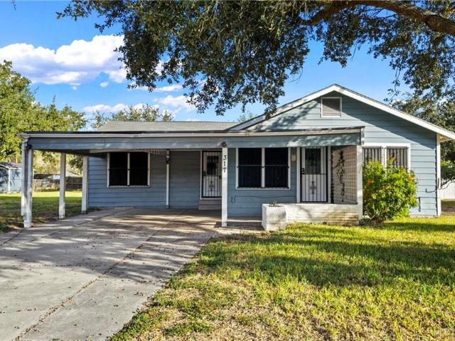 Property for sale in Cameron, Texas