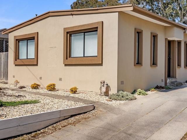 Apartment for rent in Hampton Park, Melbourne
