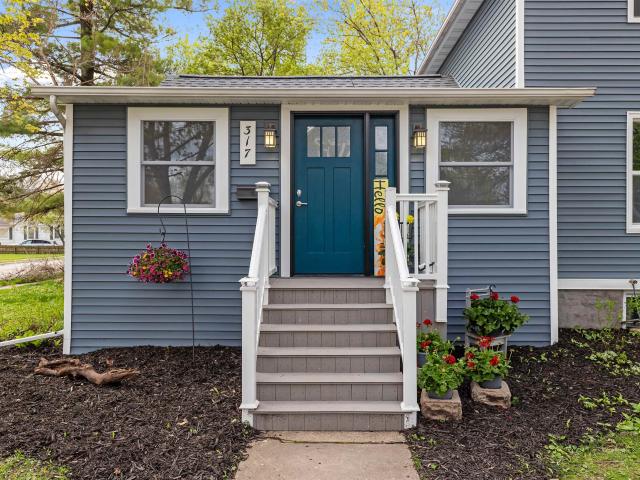 House for sale in Neenah, Wisconsin