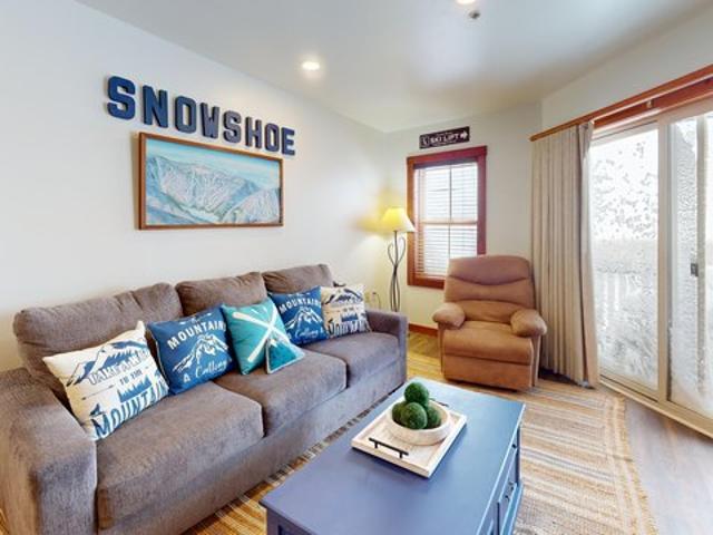 Condo for sale in Snowshoe, West Virginia