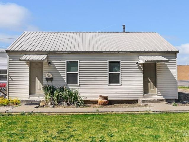 House for sale in Gooding, Idaho