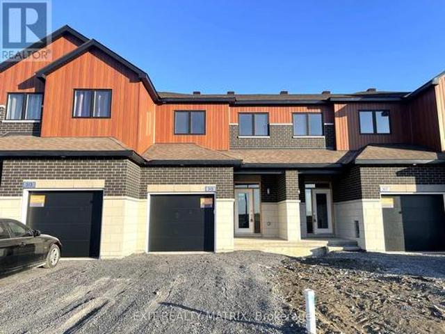 House for rent in Russell, Ontario