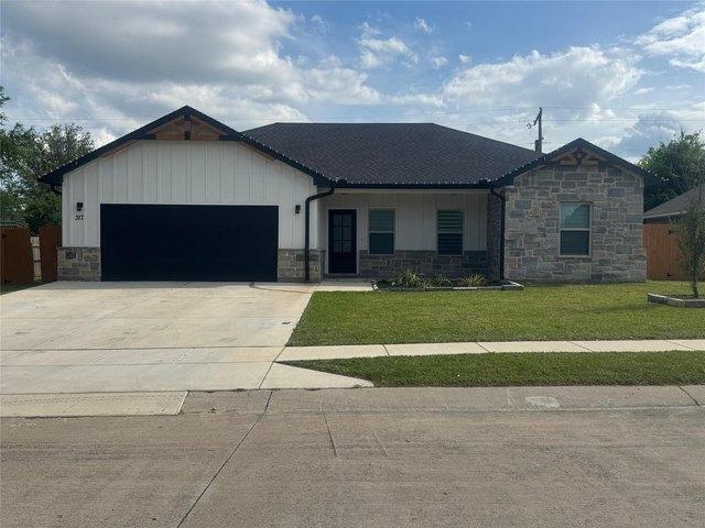 House for sale in Johnson, Texas