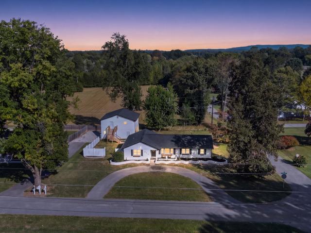 House for sale in Taylor Creek East Subdivision, Estill Springs