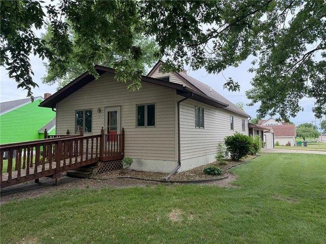 House for sale in Lakefield, Minnesota