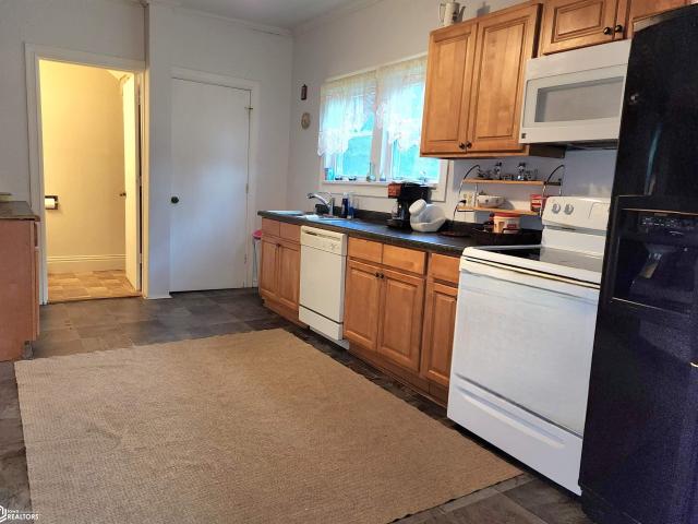 House for sale in Corydon, Iowa