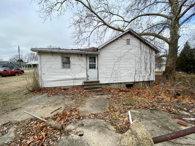 House for sale in Morganfield, Kentucky