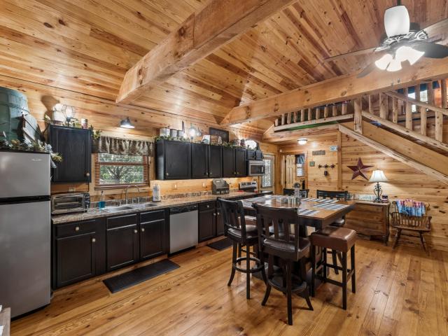 House for sale in Stone, Missouri