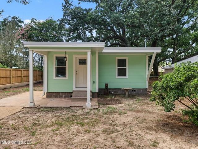 House for sale in Biloxi, Mississippi