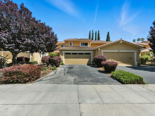 Townhouse for sale in Redwood City