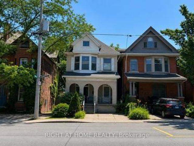 Property for sale in Ancaster, Ontario