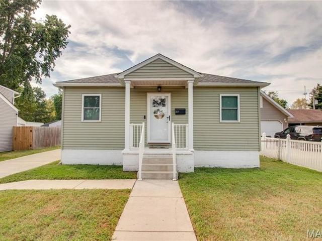 House for sale in Roxana, Illinois