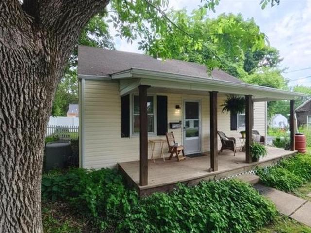 House for sale in Lebanon, Illinois