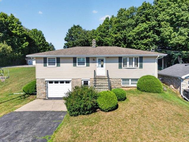 House for sale in Sturgeon Bay, Wisconsin