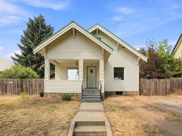 House for sale in Newport, Washington
