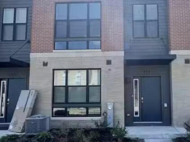 House for rent in Lombard