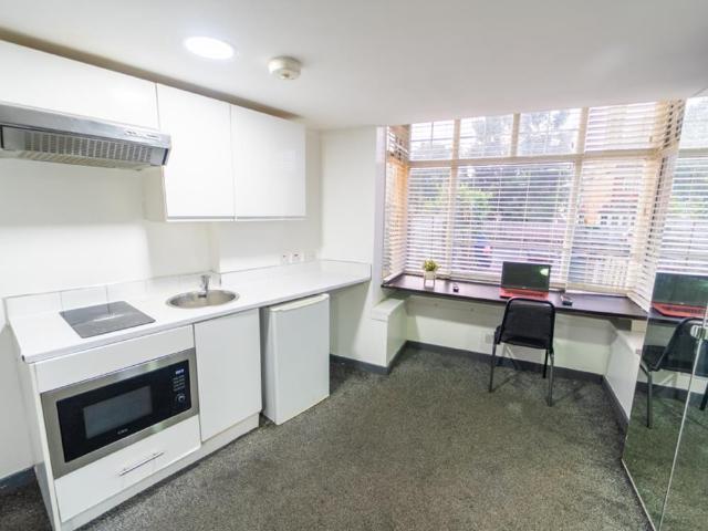 Studio for rent in City Centre, Isle Of Man