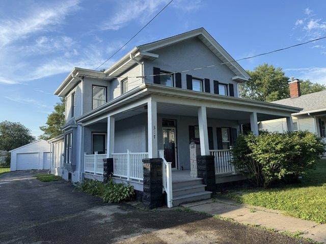 House for sale in Geneseo, Illinois