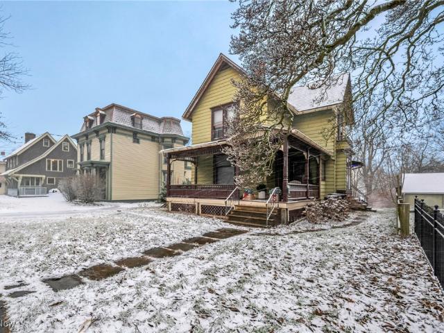 House for sale in Elyria, Ohio