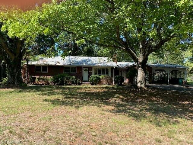 House for sale in Belews Creek, North Carolina