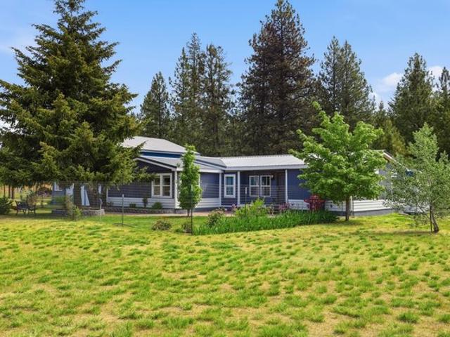 House for sale in Chattaroy, Washington
