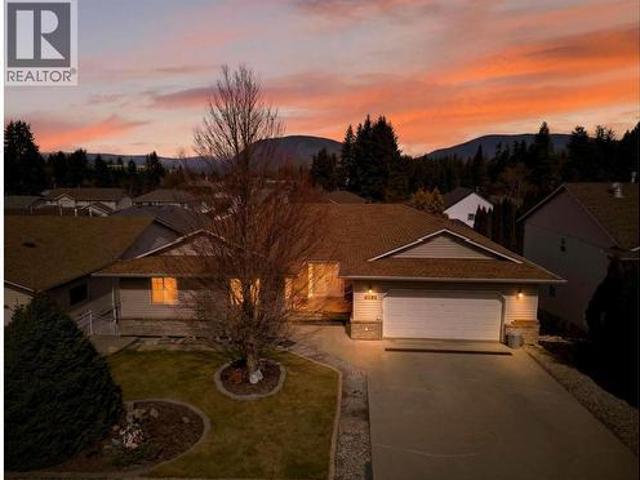 House for sale in Salmon Arm, British Columbia