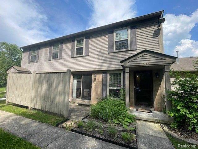 Townhouse for sale in Waterford, Michigan