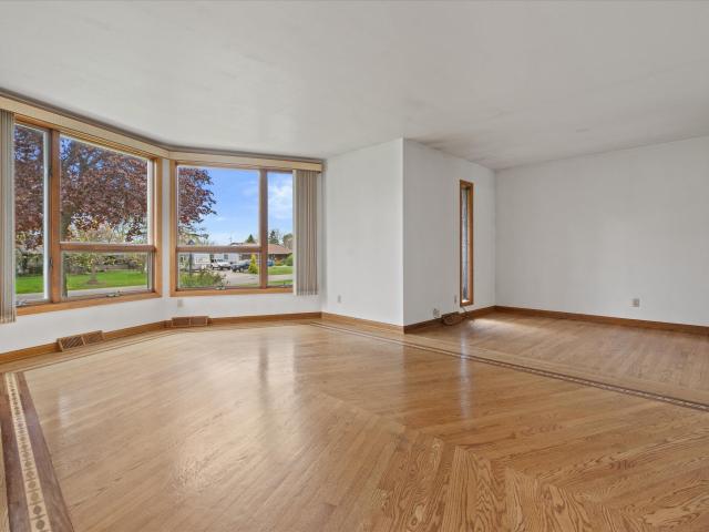 House for sale in Hubertus, Wisconsin