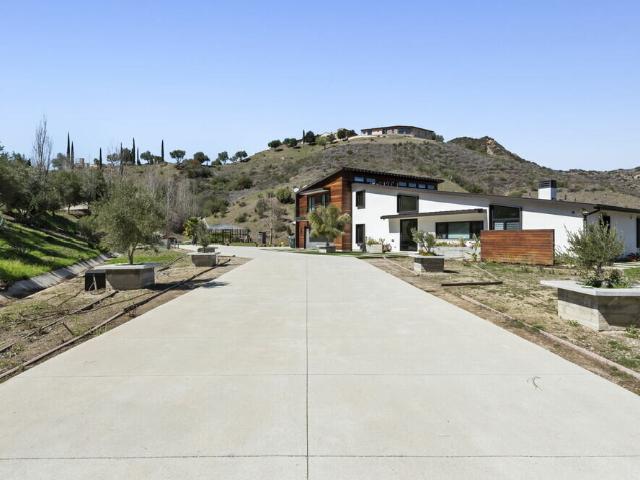 House for sale in Agoura Hills